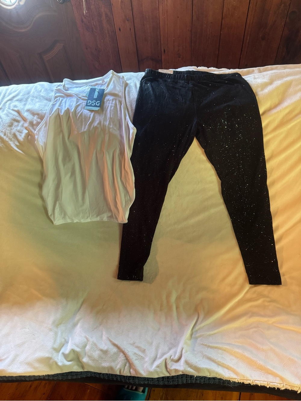 SO Black Favorite Leggings with Subtle Sparkle